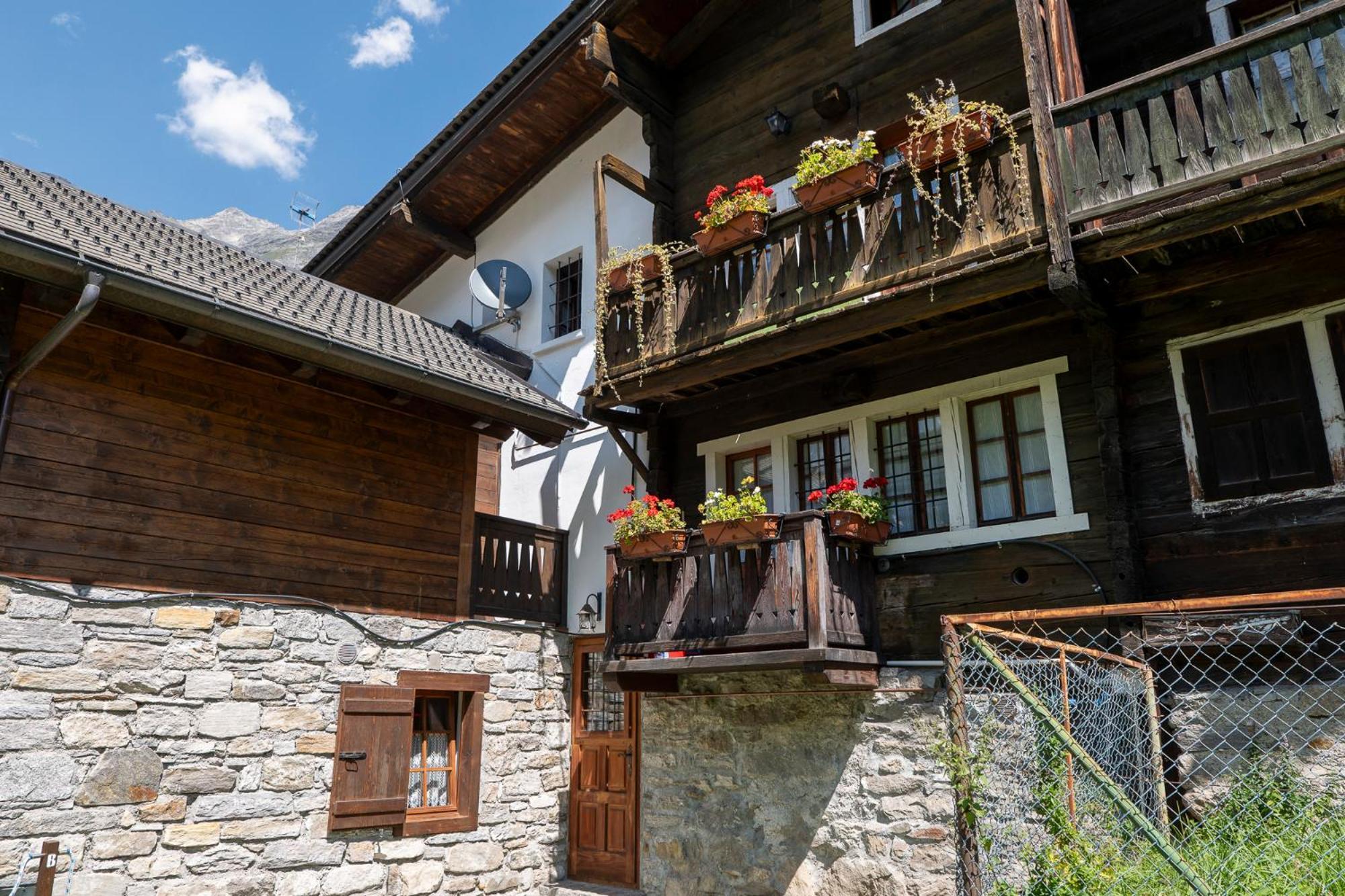 Incanto Walser Apartments Ronco Макуньяга Екстер'єр фото